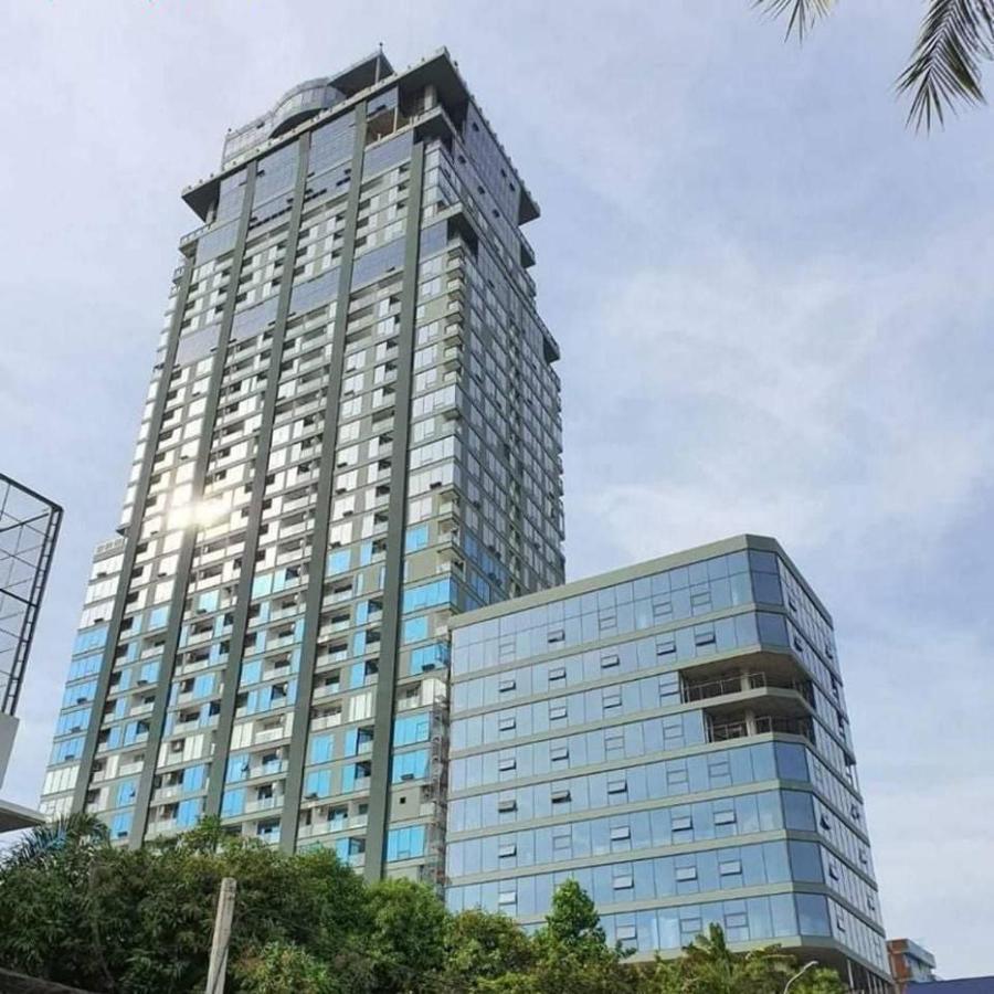 Sf Hotel Penthouse Residences Пном Пен Екстериор снимка
