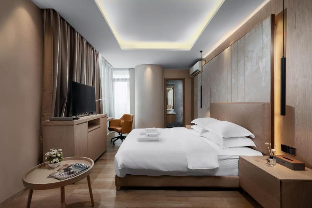 Sf Hotel Penthouse Residences Пном Пен Екстериор снимка