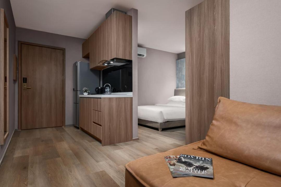 Sf Hotel Penthouse Residences Пном Пен Екстериор снимка